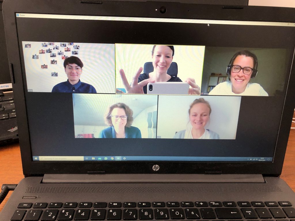 Team Anerkennung beim gemeinsamen Zoom-Meeting