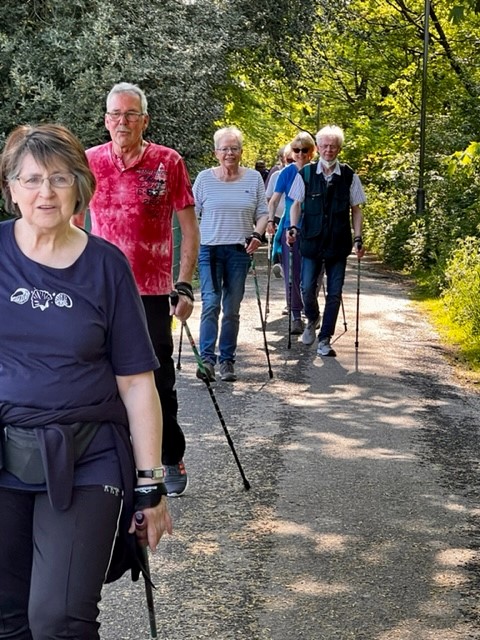 Lungensport in Velbert - Übungsleiterin Tanja Engelen im Interview 3 Lungensportgruppe in Velbert NordicWalking1 - Lungensport in Velbert - Übungsleiterin Tanja Engelen im Interview