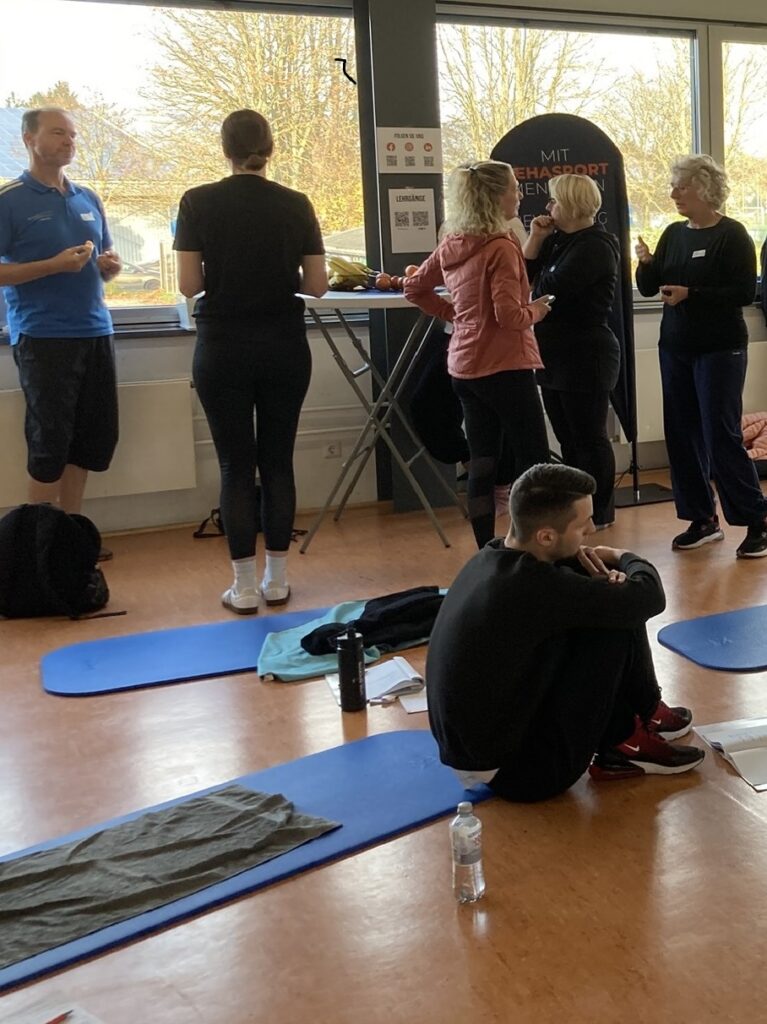 15 IMG 9157 cut 2 - Rückblick: Netzwerktreffen & Fortbildung – Ganzheitliches Training im Rehasport